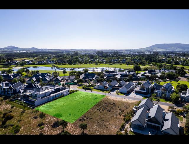 1,299M² VACANT LAND FOR SALE IN PEARL VALLEY GOLF & COUNTRY ESTATE